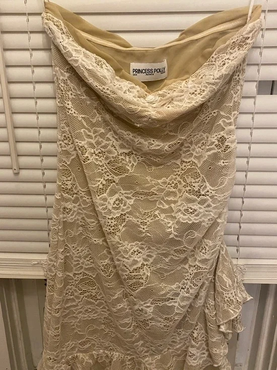 BUNDLE OF PRINCESS POLLY DRESSES open to offers on both or just one - Picture 3 of 6